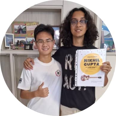 Picture of client and Javier